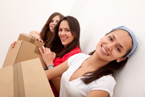 Modern storage units in Queensway for home and business use